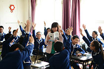 日本女同视频在线君谊中学“新初中”